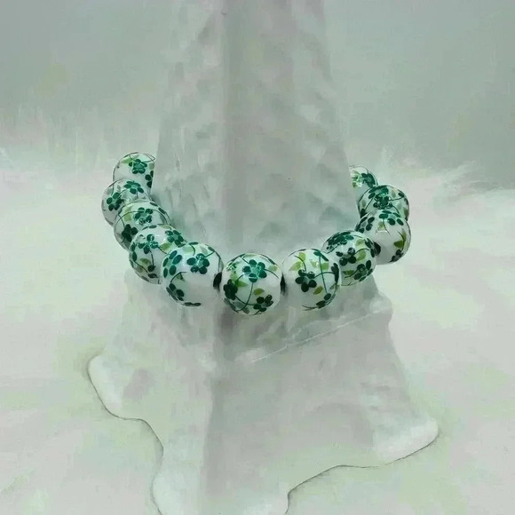 Chinese-Style Ceramic Floral Beaded Bracelet in Green - Picture 1 of 6
